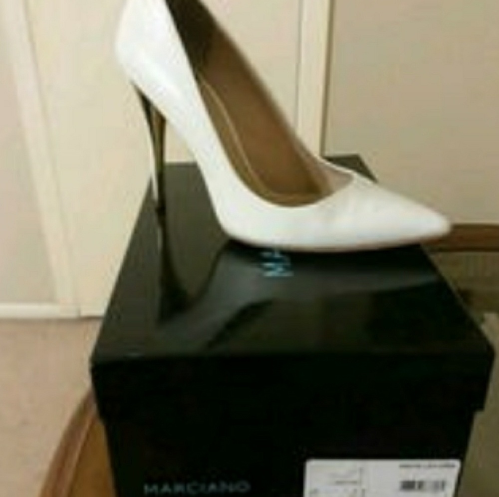 Shoes - Picture 2 of 2